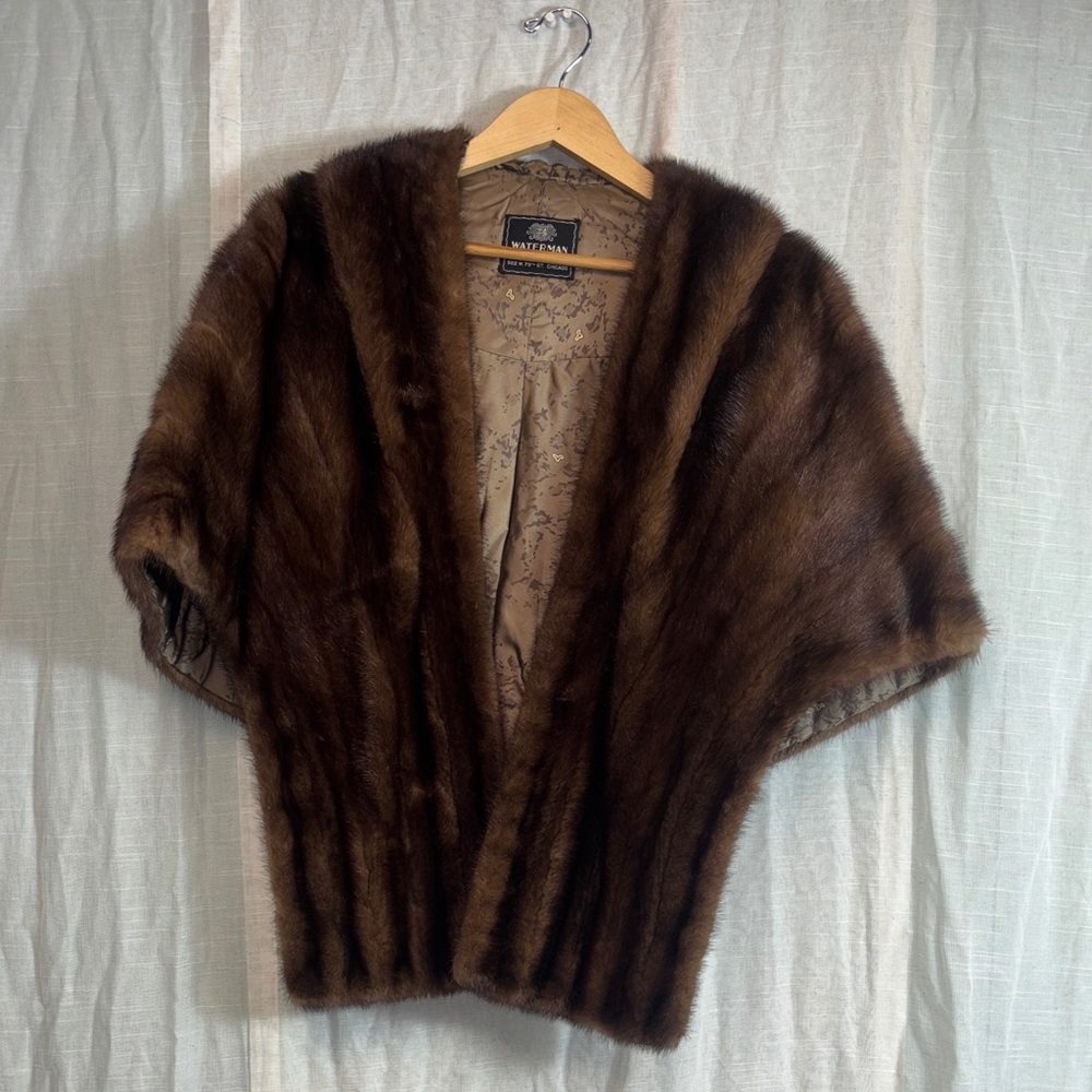 Waterman Fur Co. Women’s Brown Fur wrap; Size: M